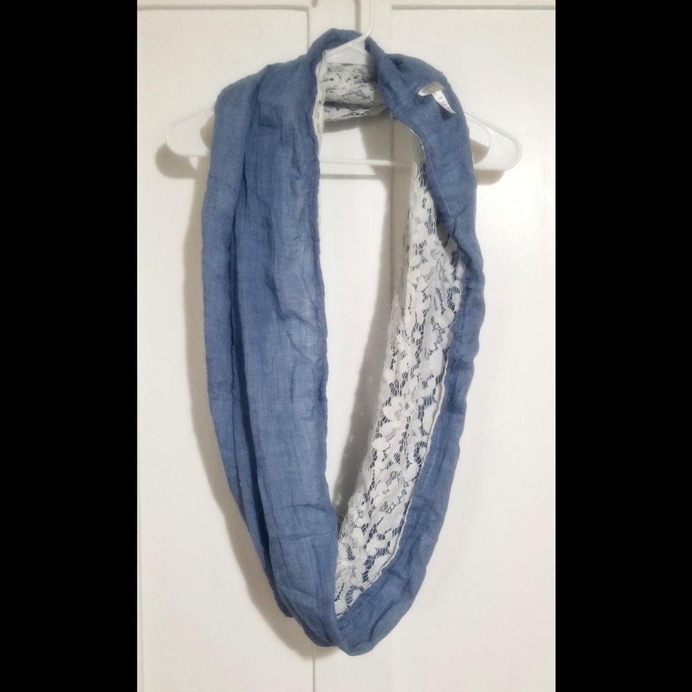 🌹 Chambray and Lace Infinity Scarf